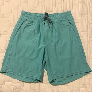 Outdoor Voices Sunday 7" Short